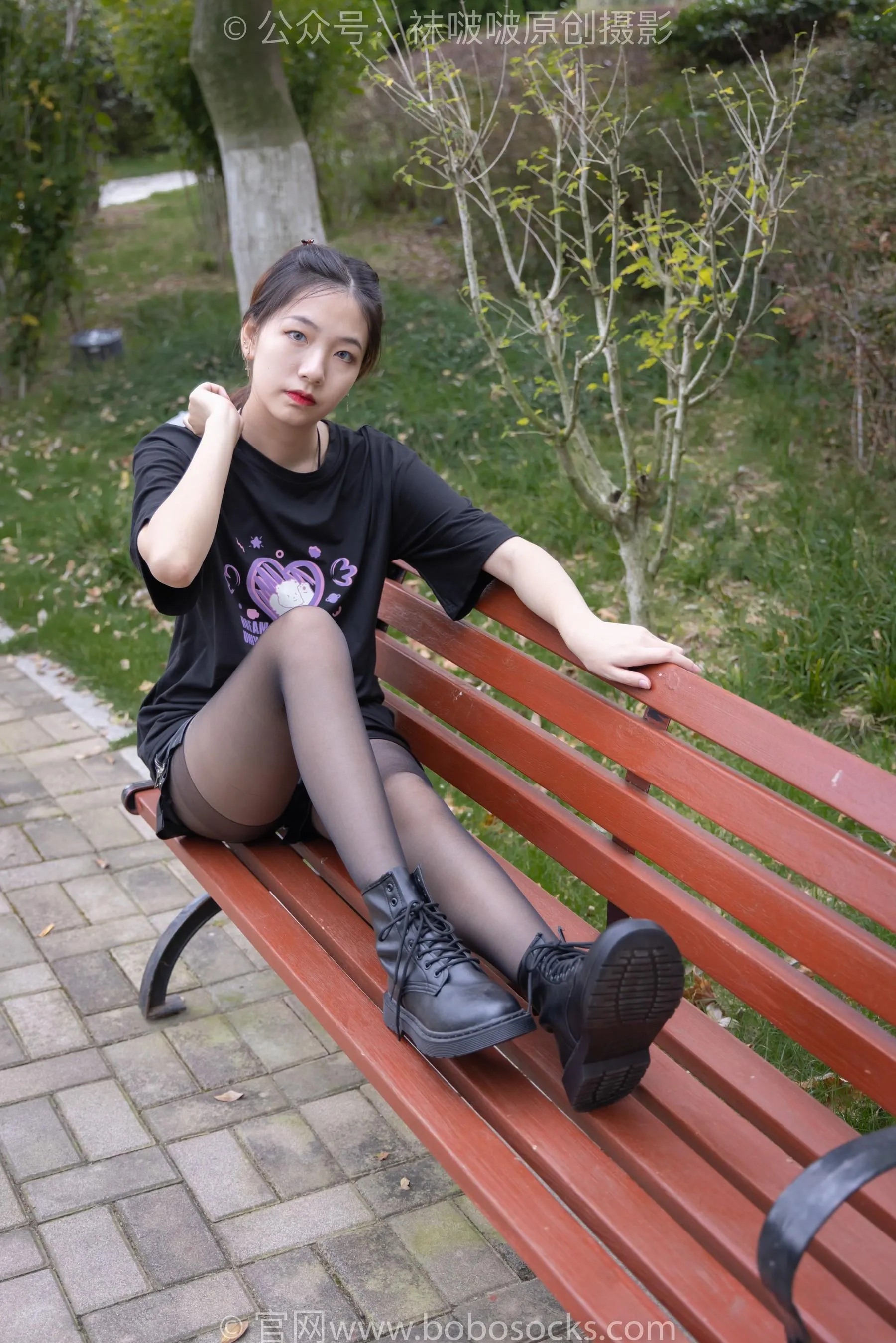 [BoBoSocks袜啵啵]NO.221 小甜豆-马丁靴、黑丝 [83P]插图6